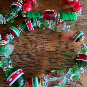 5 CHRISTMAS BRACELETS- GLASS BEADS